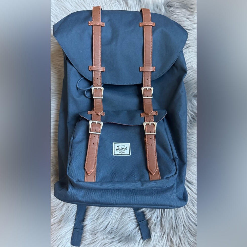 Herschel Little America Mid-Volume Backpack Light Blue 25L Large Zip NEW Defect